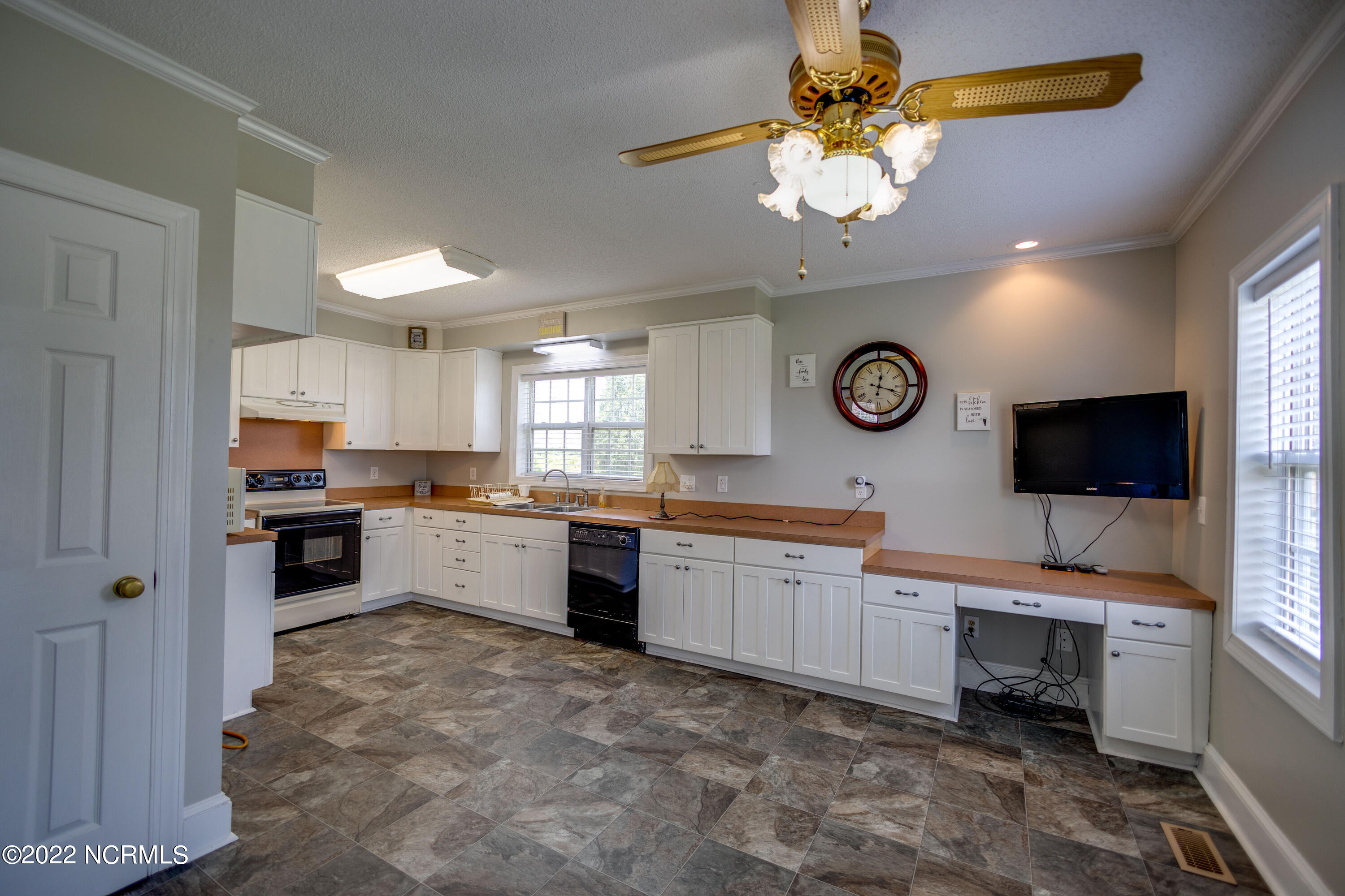 4877 Sam Everett Road Robersonville, NC 27871 - Photo 10 of 49 Kitchen View 4