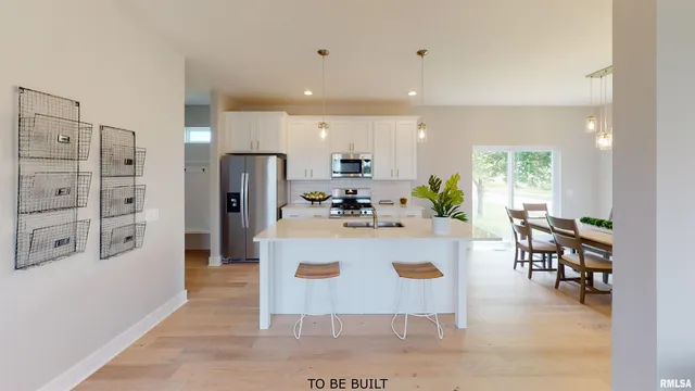 $316,990 | 2-10 18th Avenue, Silvis, IL 61282