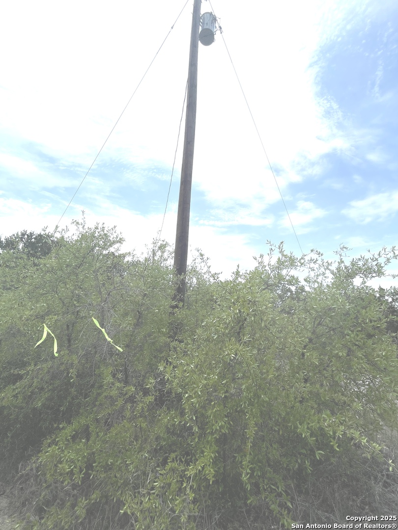 350 SD 23110 Rocksprings, TX 78880 - Photo 6 of 15 a view of a city