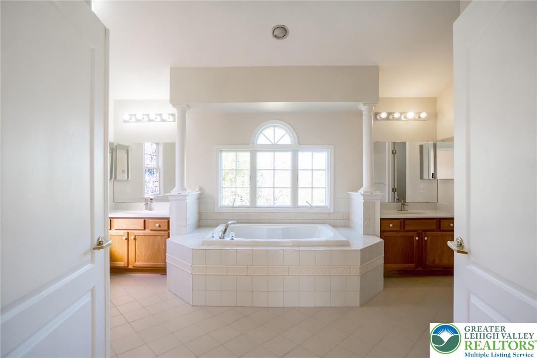 3411 Stonegate Drive Center Valley, PA 18034 - Photo 21 of 49