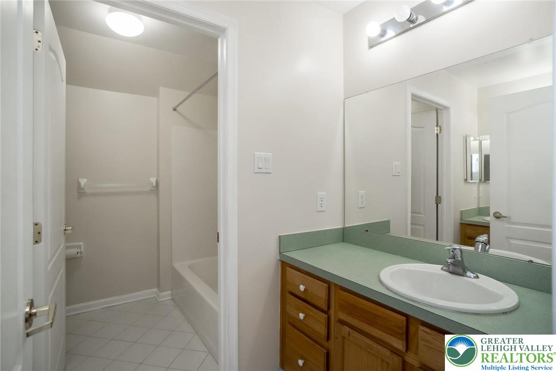 3411 Stonegate Drive Center Valley, PA 18034 - Photo 28 of 49