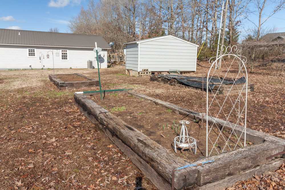833 Matrose Carrolls Road Michie, TN 38357 - Photo 23 of 25 Gallery Image 23