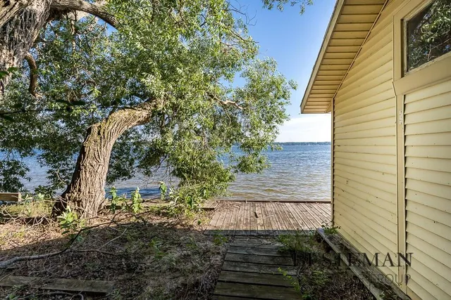 $1,699,900 | 5795 Old Channel Trail, Montague, MI 49437