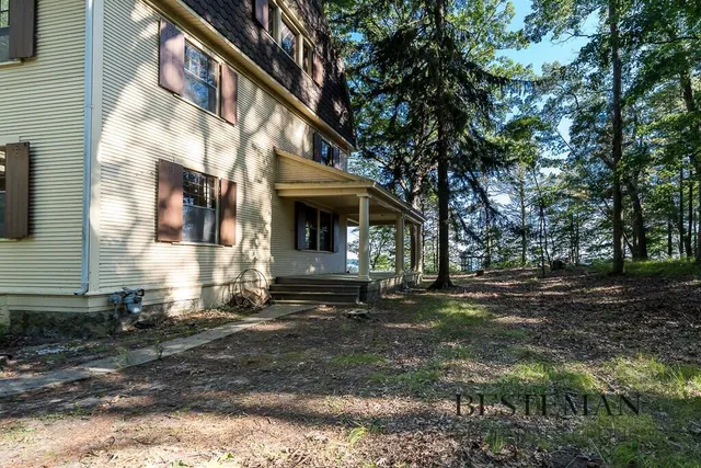 $1,699,900 | 5795 Old Channel Trail, Montague, MI 49437