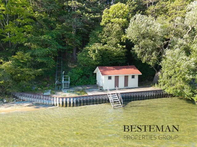 $1,699,900 | 5795 Old Channel Trail, Montague, MI 49437