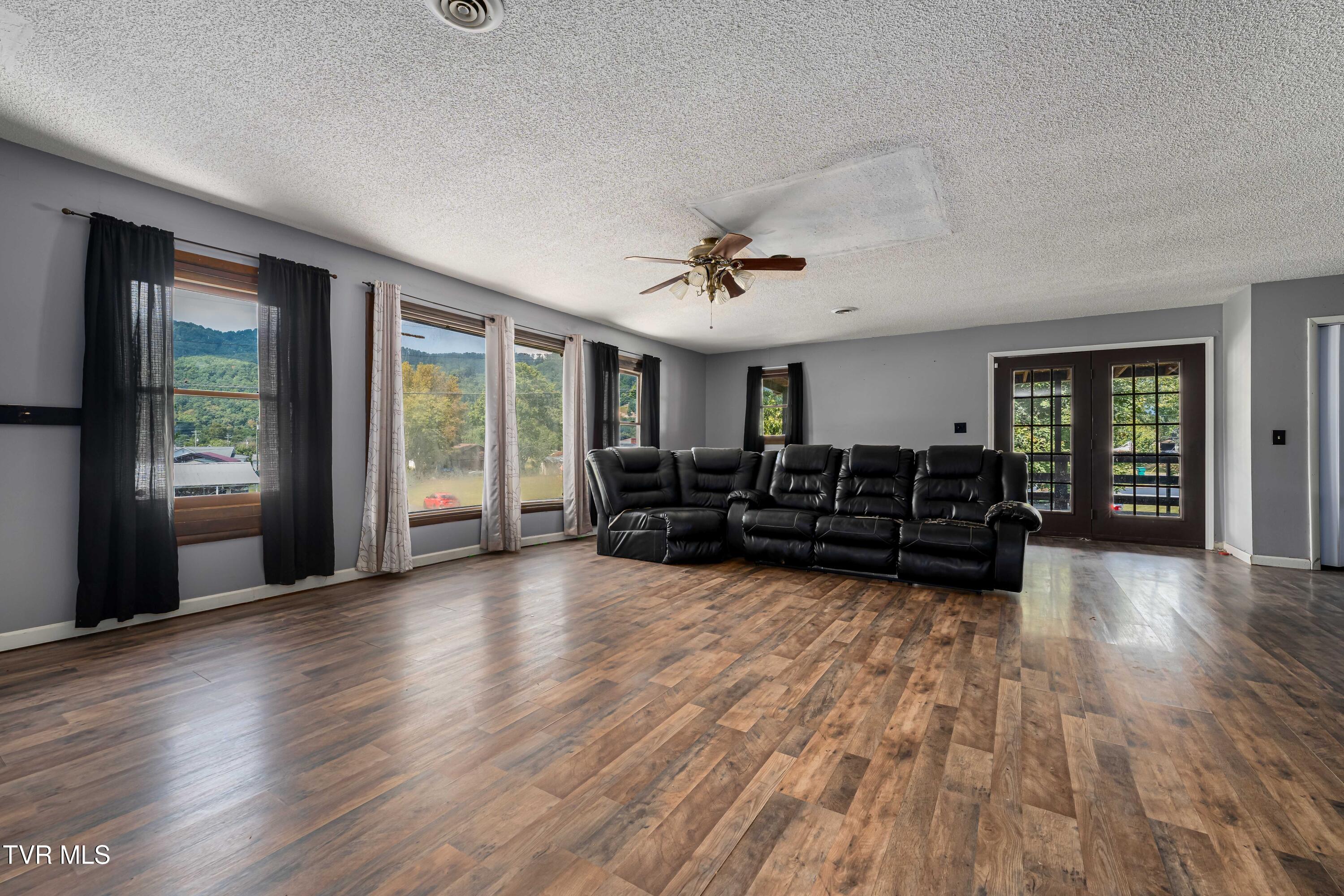 419 Rock Creek Road Erwin, TN 37650 - Photo 20 of 40 419 Rock Creek Rd (39 of 55)