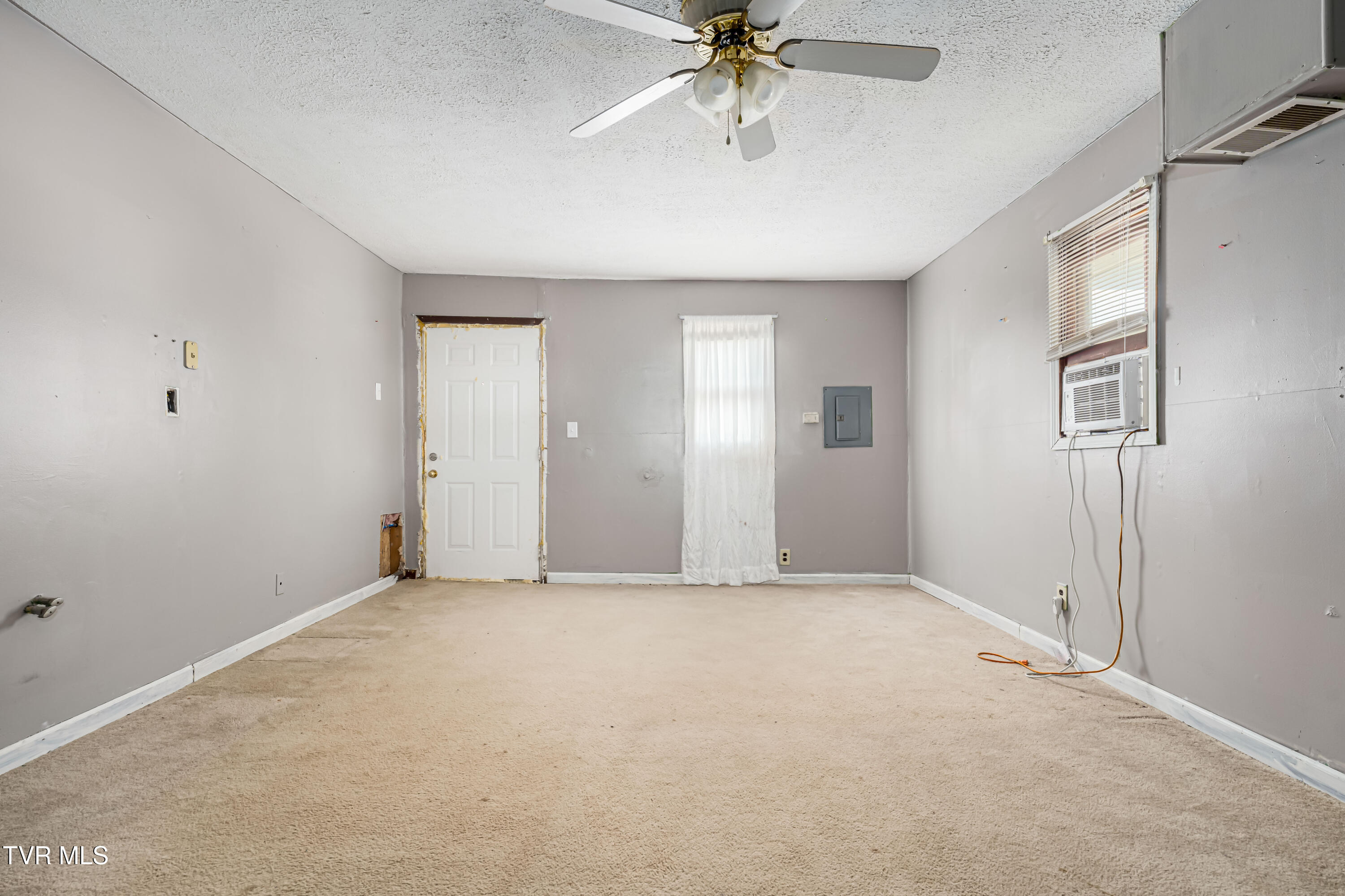 419 Rock Creek Road Erwin, TN 37650 - Photo 28 of 40 419 Rock Creek Rd (37 of 55)