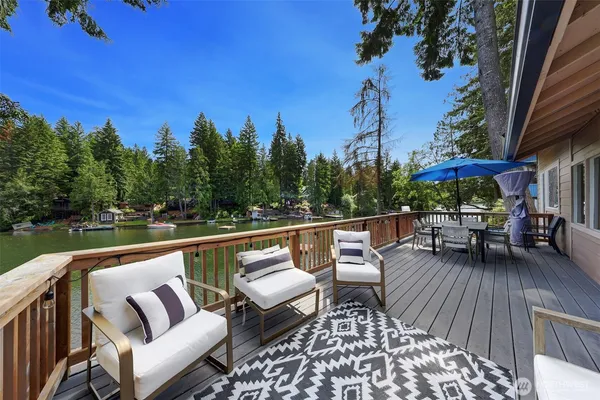$750,000 | 292 Northeast Lake Drive, Tahuya, WA 98588