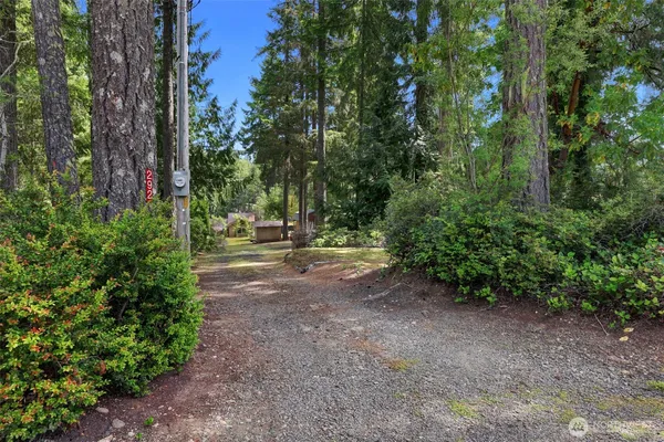 $750,000 | 292 Northeast Lake Drive, Tahuya, WA 98588
