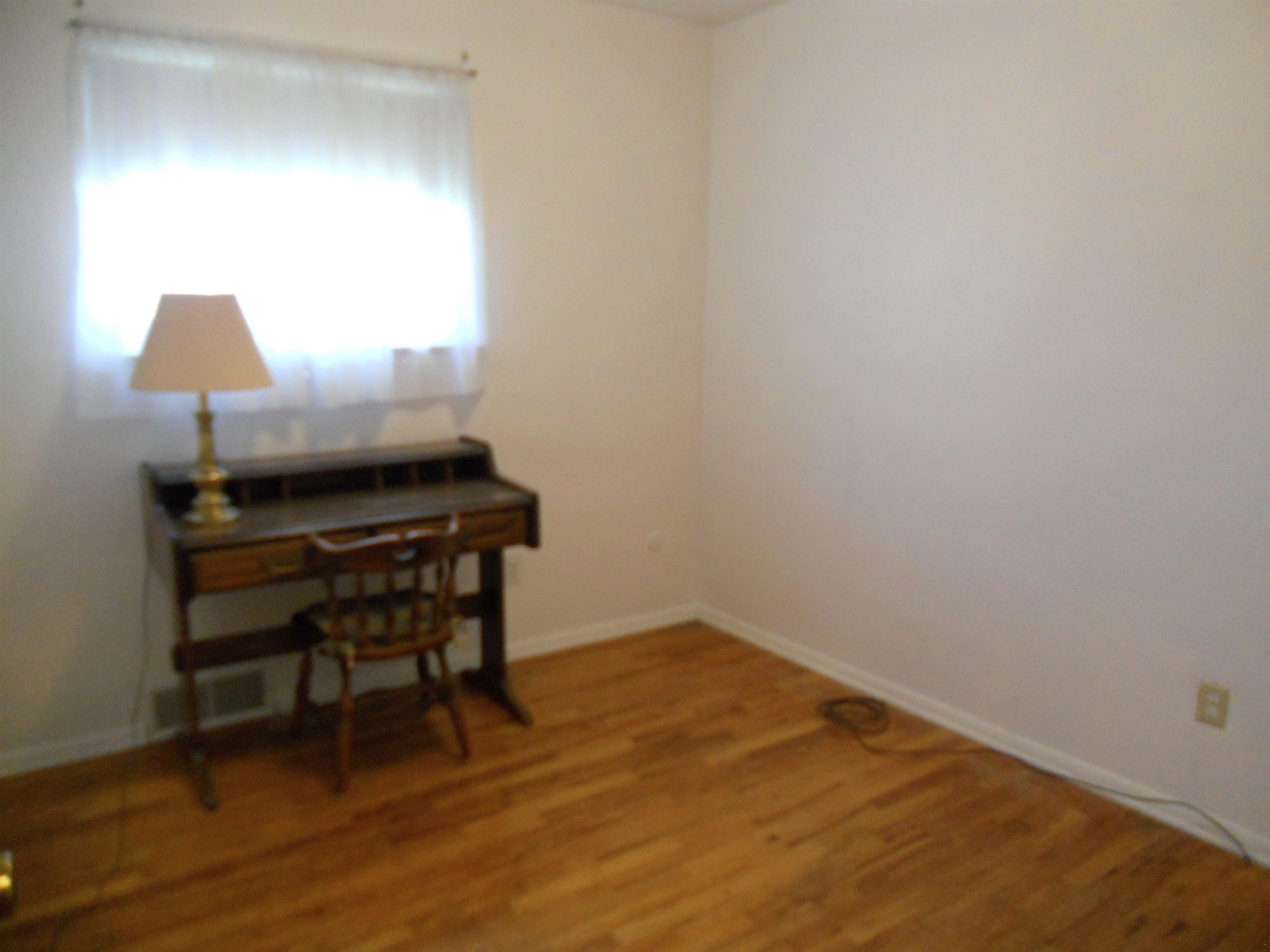2015 Tarry Drive Sterling Heights, MI 48310 - Photo 25 of 51 50143329-25bb9325-279c-4e2b-be5a-4e068ecfda07.JPG