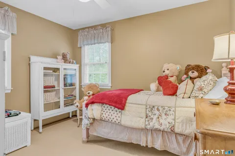$800,000 | 94 Maryanne Drive, Monroe, CT 06468