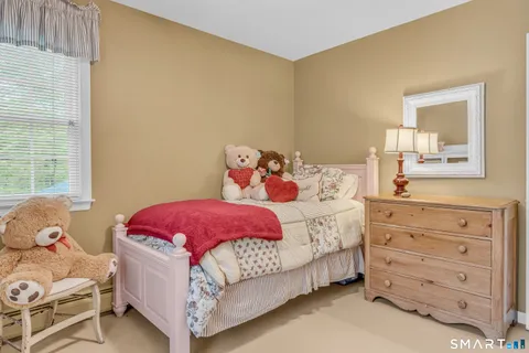 $800,000 | 94 Maryanne Drive, Monroe, CT 06468