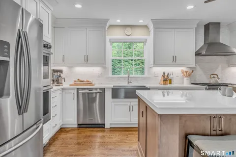 $800,000 | 94 Maryanne Drive, Monroe, CT 06468