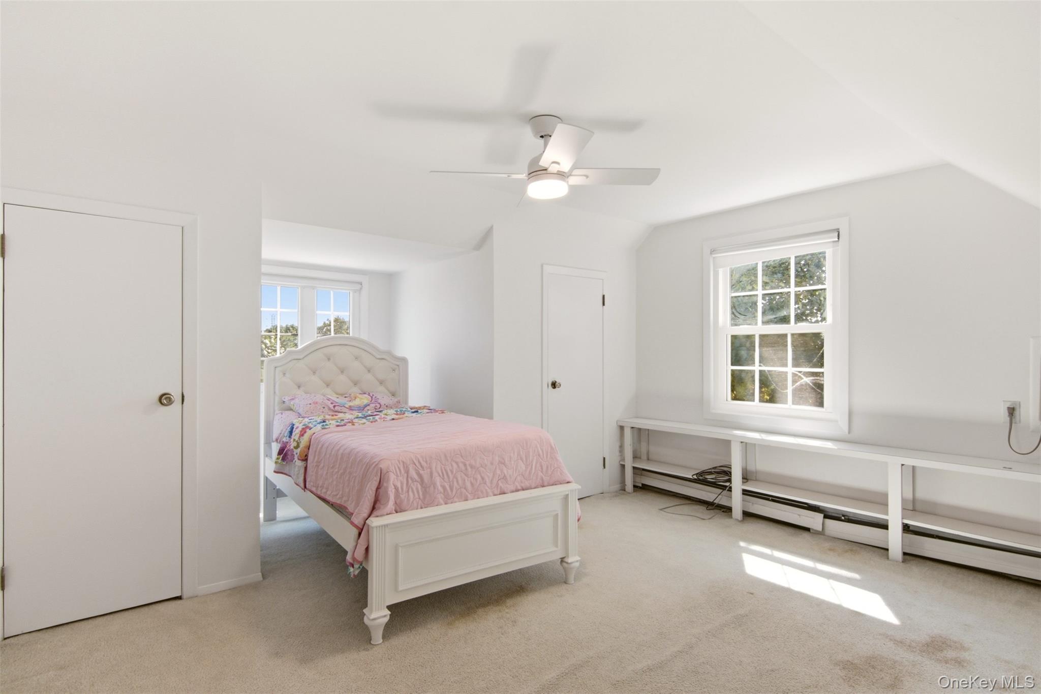 3 Cromwell Road Carle Place, NY 11514 - Photo 22 of 35 Gallery Image 22