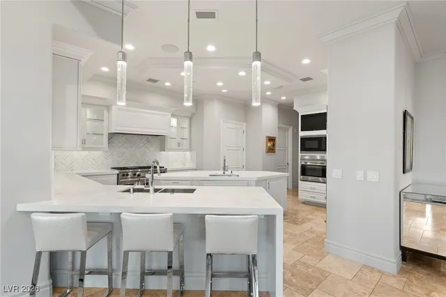 $3,250,000 | 9101 Alta Drive, Unit 103, Las Vegas, NV 89145