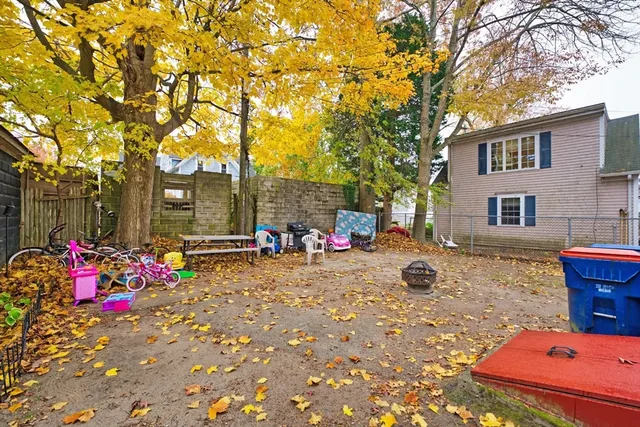 $645,000 | 324 Cottage Street, New Bedford, MA 02740