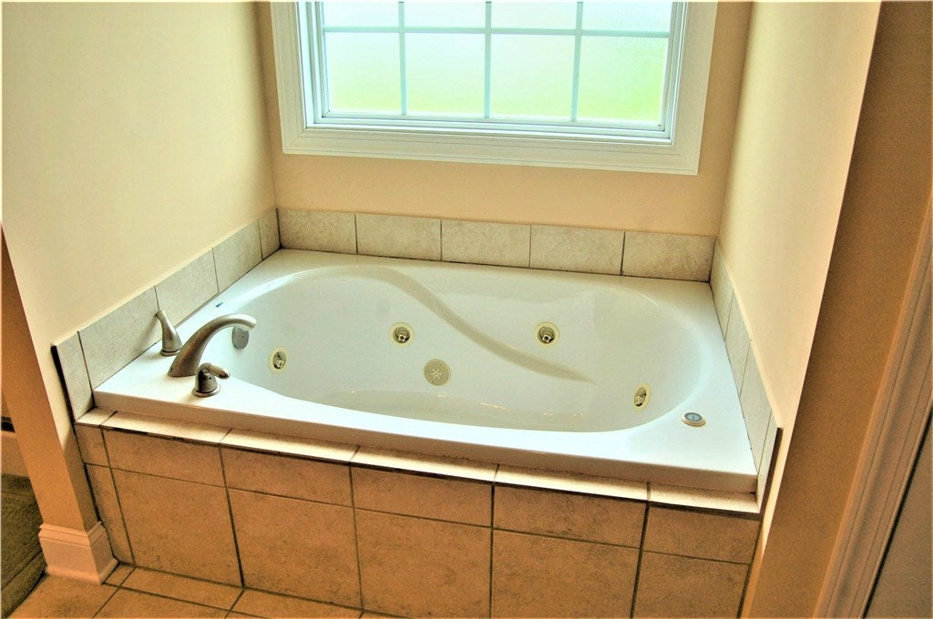 32518 Spring Crest Drive Glade Spring, VA 24340 - Photo 14 of 20 Gallery Image 14