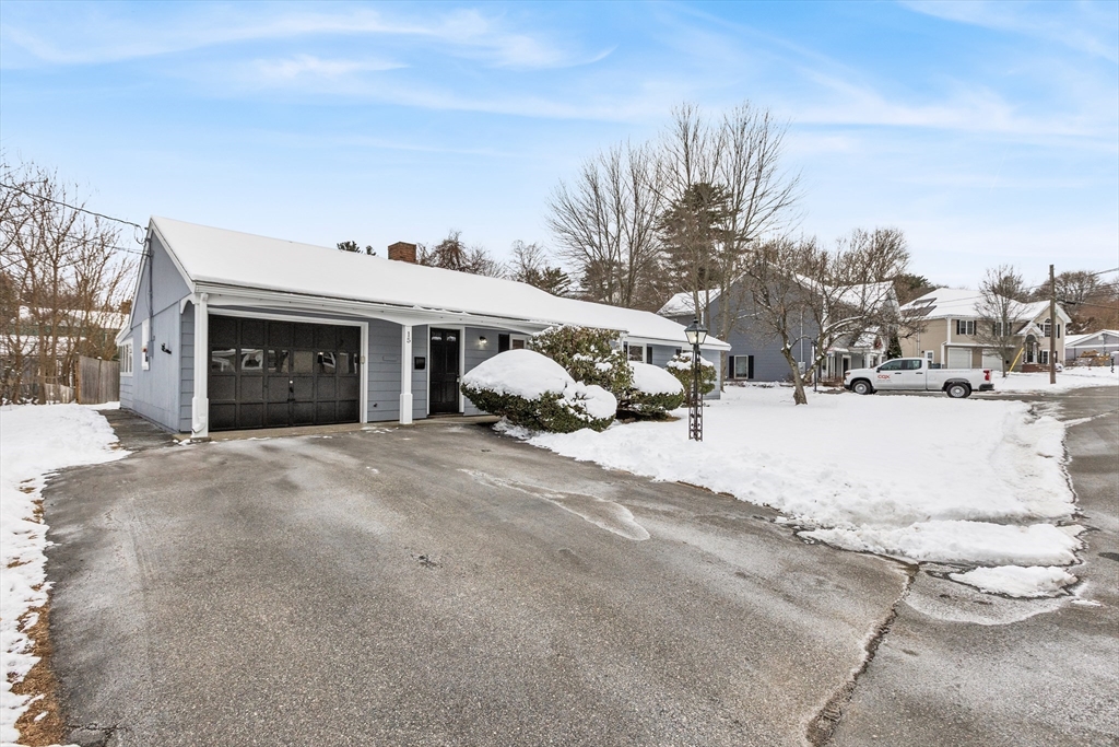 15 Brookbridge Road Stoneham, MA 02180 - Photo 3 of 24