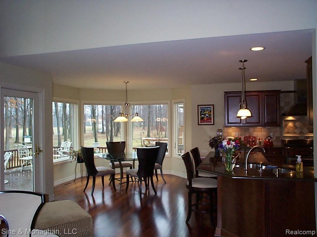 1903 Pug Road St. Clair, MI 48079 - Photo 5 of 40 5 Dinette 1903 Pug Rd.