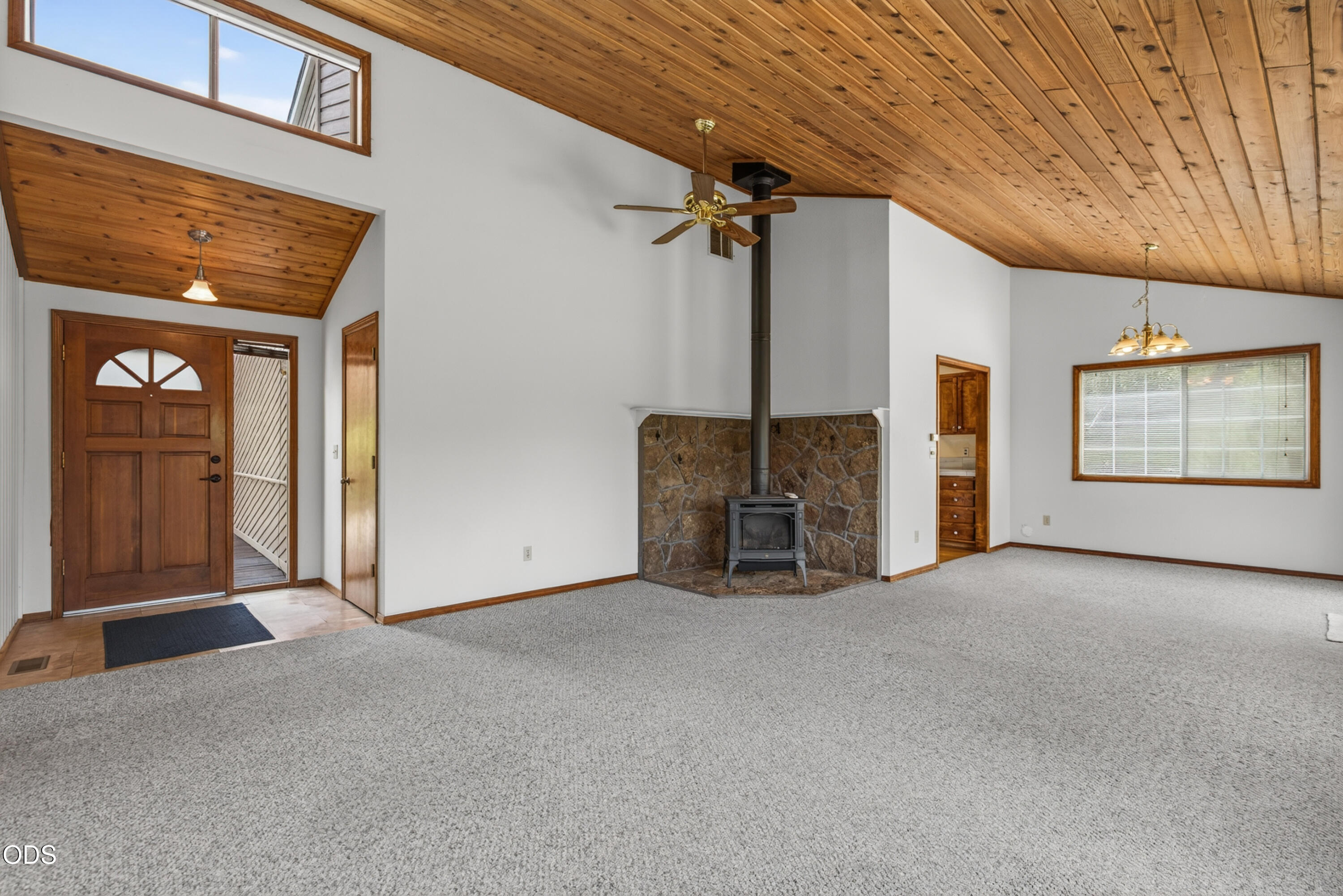 61145 Ladera Road Bend, OR 97702 - Photo 20 of 37