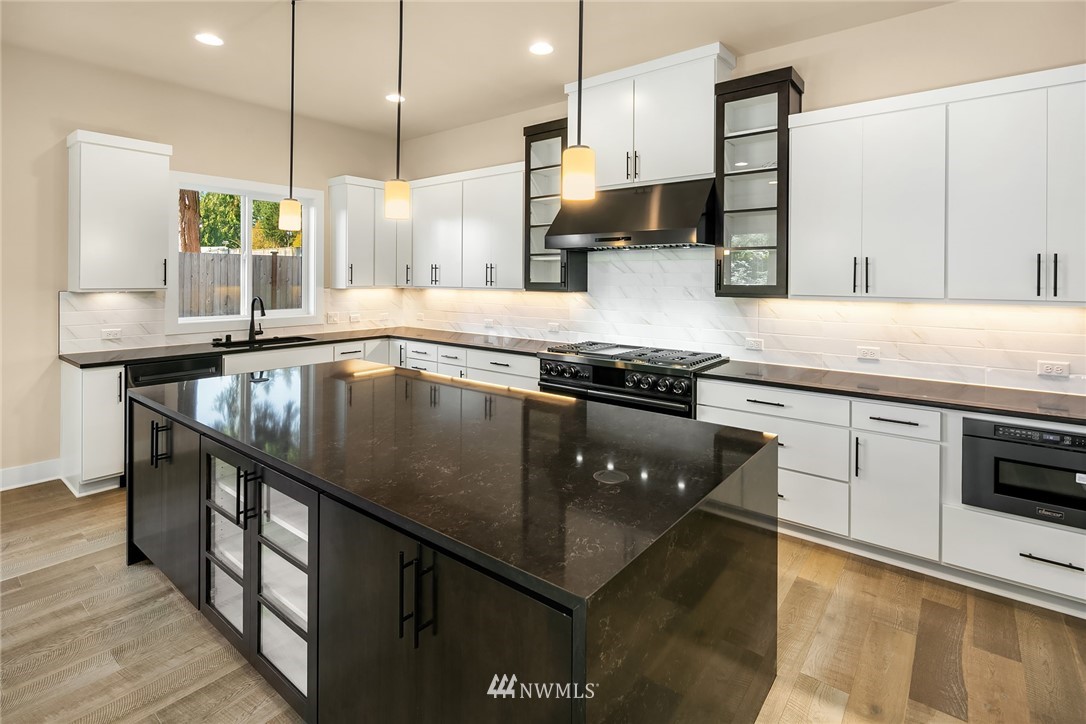 16019 Southeast 140th Street Renton, WA 98059 - Photo 6 of 20
