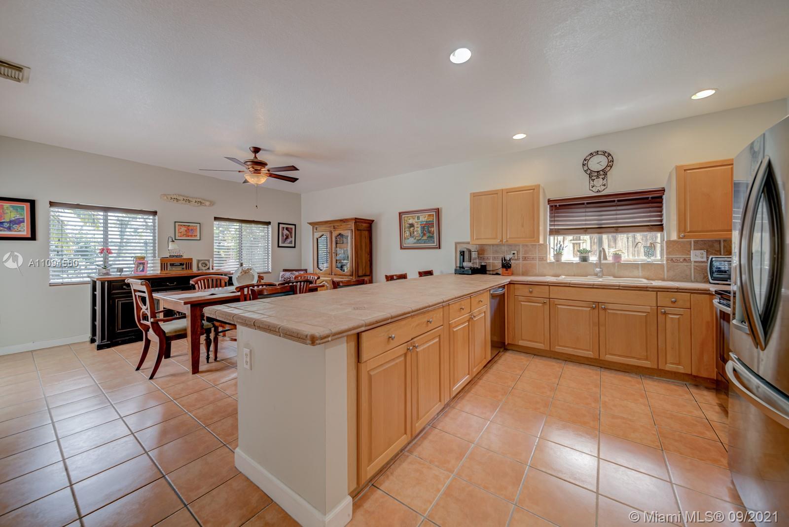 13733 Southwest 124th Avenue Road Miami, FL 33186 - Photo 3 of 41 Gallery Image 3