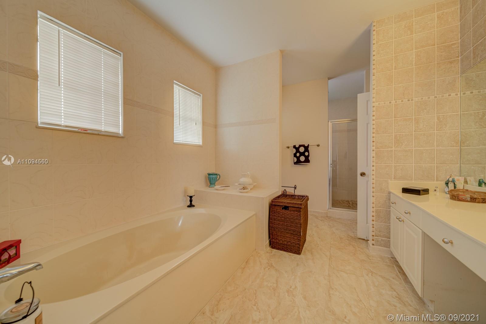 13733 Southwest 124th Avenue Road Miami, FL 33186 - Photo 21 of 41 Gallery Image 21