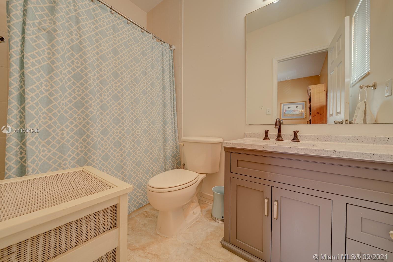 13733 Southwest 124th Avenue Road Miami, FL 33186 - Photo 26 of 41 Gallery Image 26