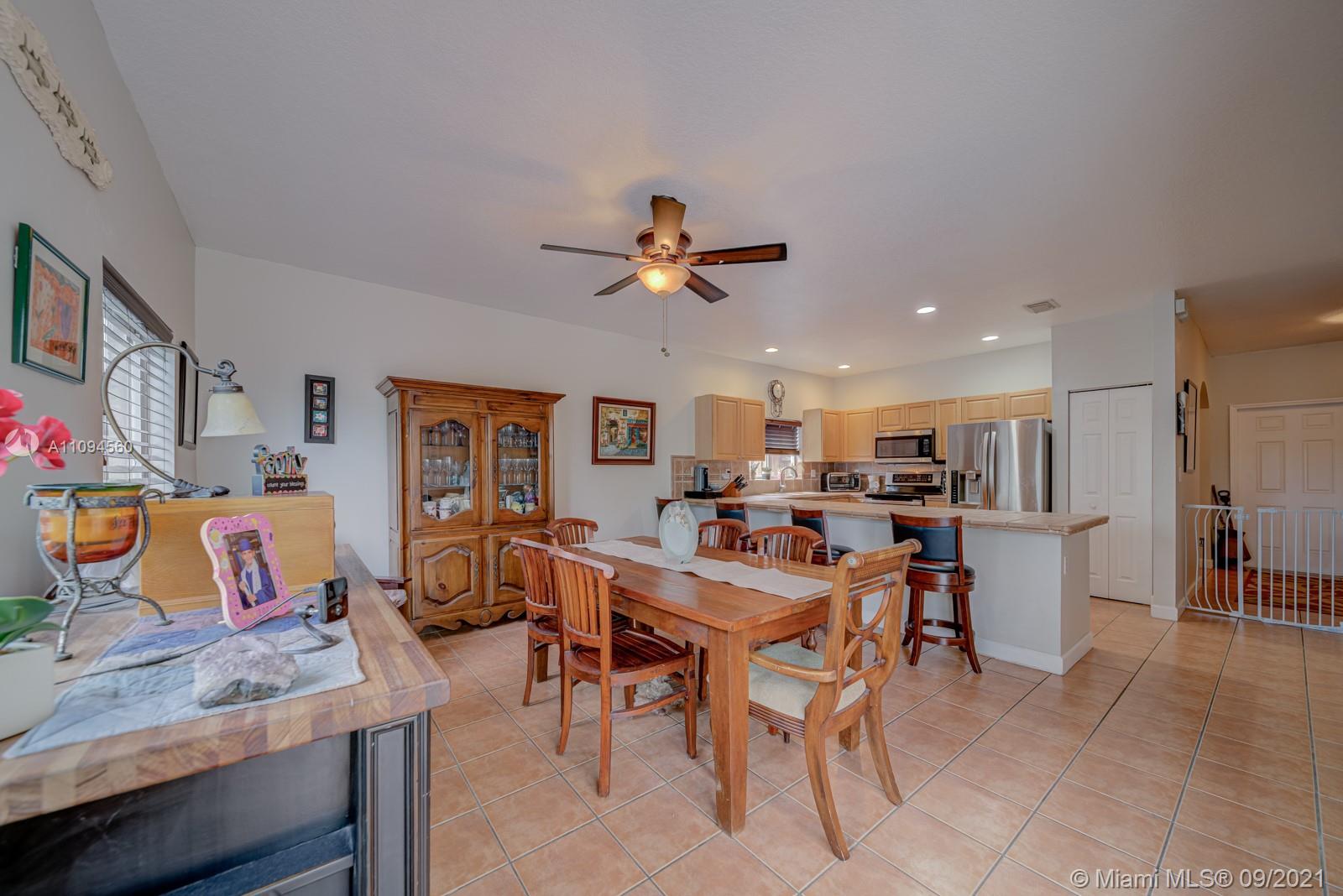 13733 Southwest 124th Avenue Road Miami, FL 33186 - Photo 8 of 41 Gallery Image 8