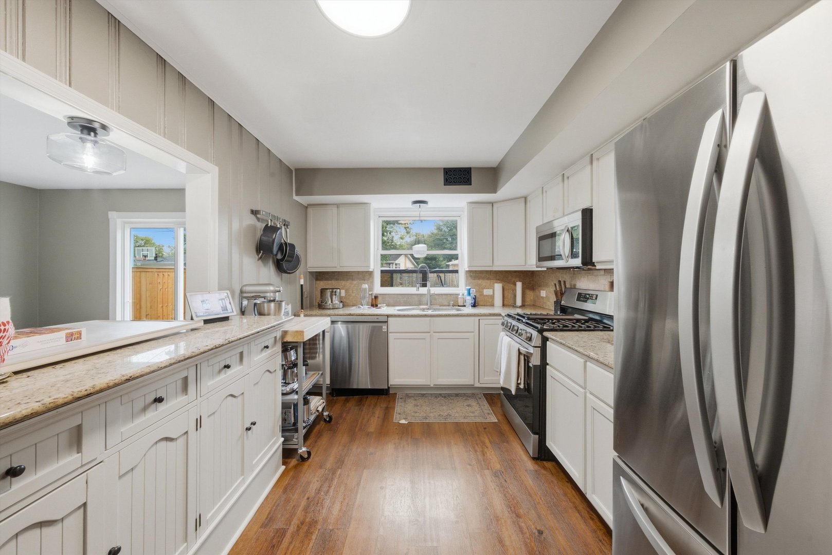 390 Bartram Road Riverside, IL 60546 - Photo 21 of 65 Gallery Image 21