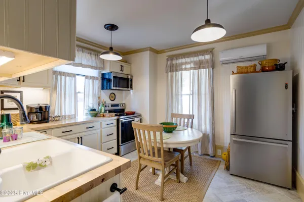 $649,000 | 414 West Main Street, Washington, NC 27889