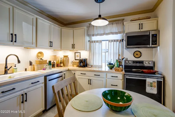 $649,000 | 414 West Main Street, Washington, NC 27889