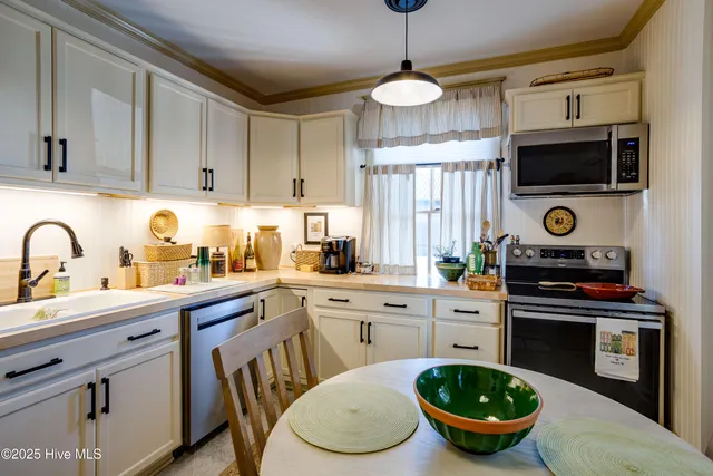 $649,000 | 414 West Main Street, Washington, NC 27889