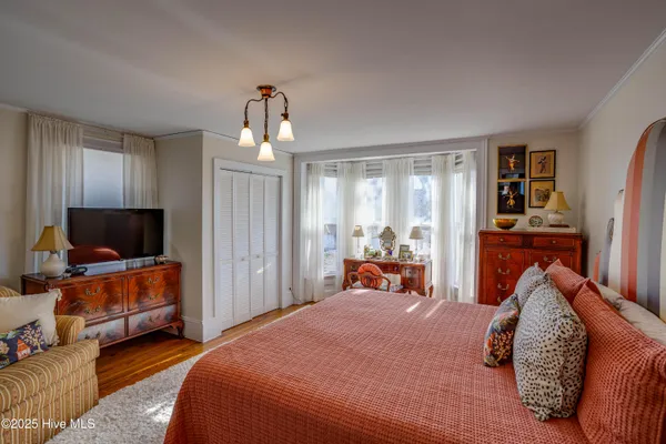 $649,000 | 414 West Main Street, Washington, NC 27889