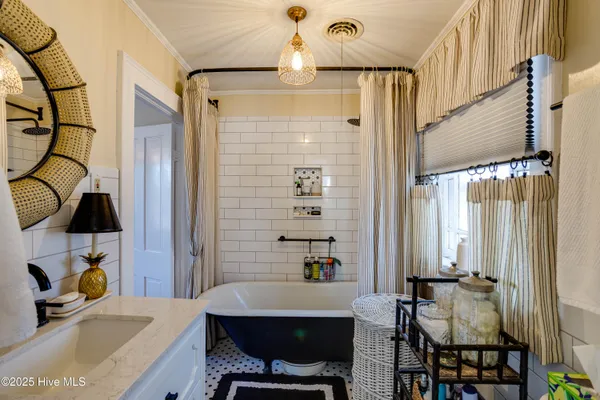 $649,000 | 414 West Main Street, Washington, NC 27889