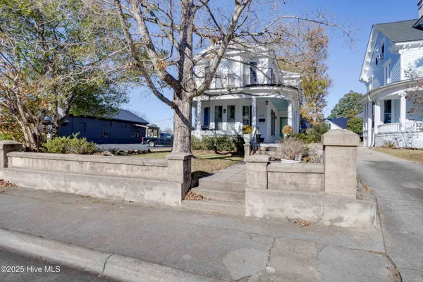 $649,000 | 414 West Main Street, Washington, NC 27889