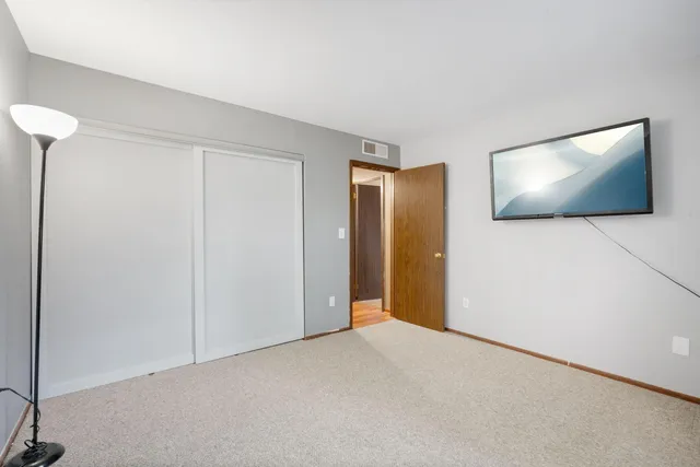 $109,900 | 4215 North 100th Street, Unit 144, Milwaukee, WI 53222