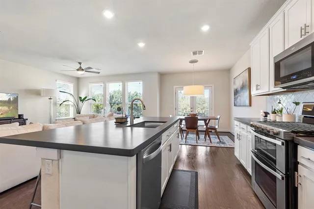 $2,549 | 7505 Belfair Terrace, Unit 4, Austin, TX 78745