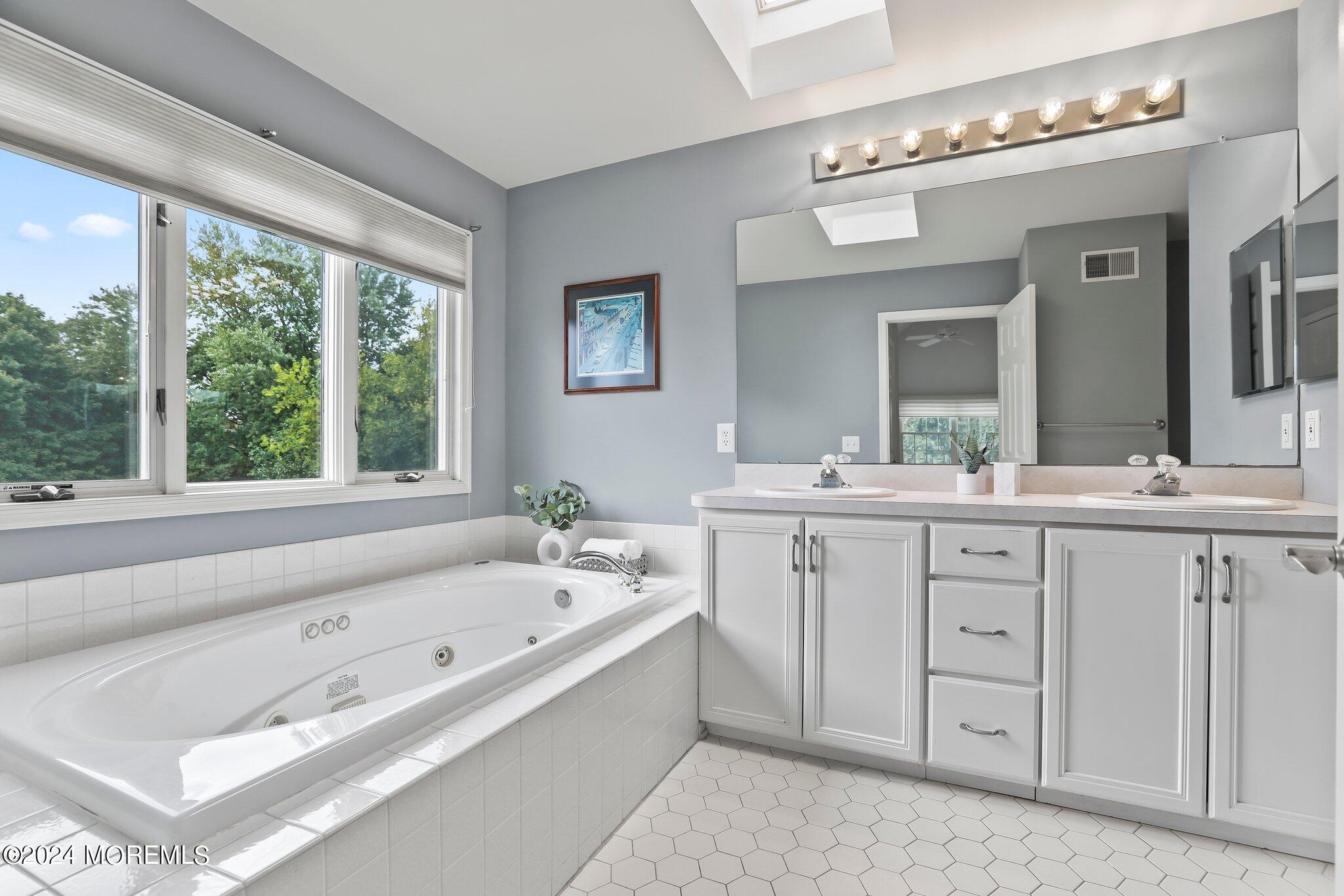 111 Bennington Road Freehold, NJ 07728 - Photo 35 of 70 48-web-or-mls-5W5A9485