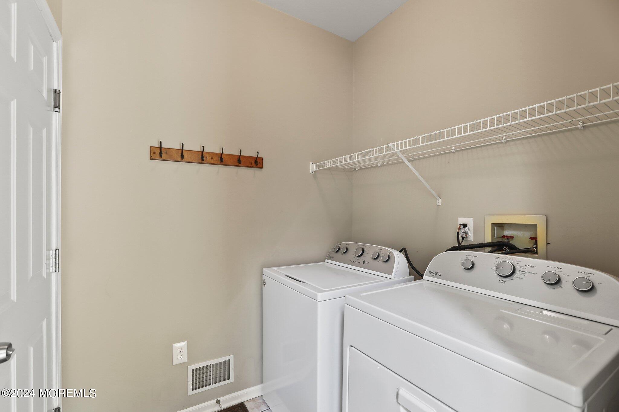 111 Bennington Road Freehold, NJ 07728 - Photo 52 of 70 33-web-or-mls-5W5A9400