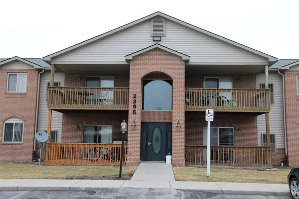 $1,650 | 2396 Quarterback Court, Unit : 7, Ypsilanti, MI 48197