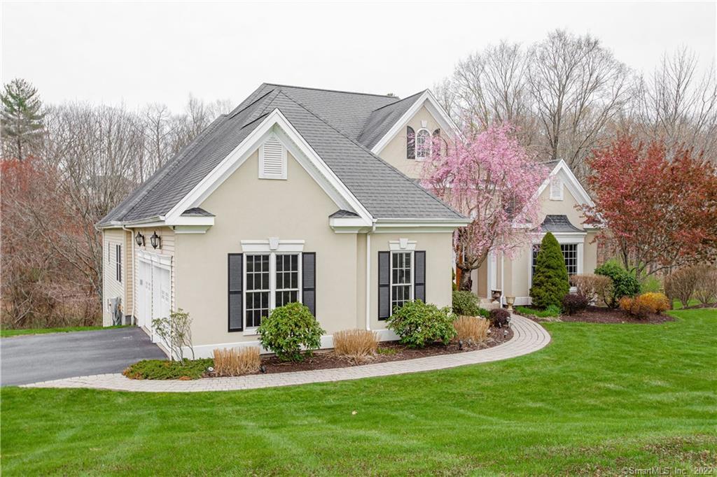 10 South Ridge Drive Bloomfield, CT 06002 - Photo 1 of 1