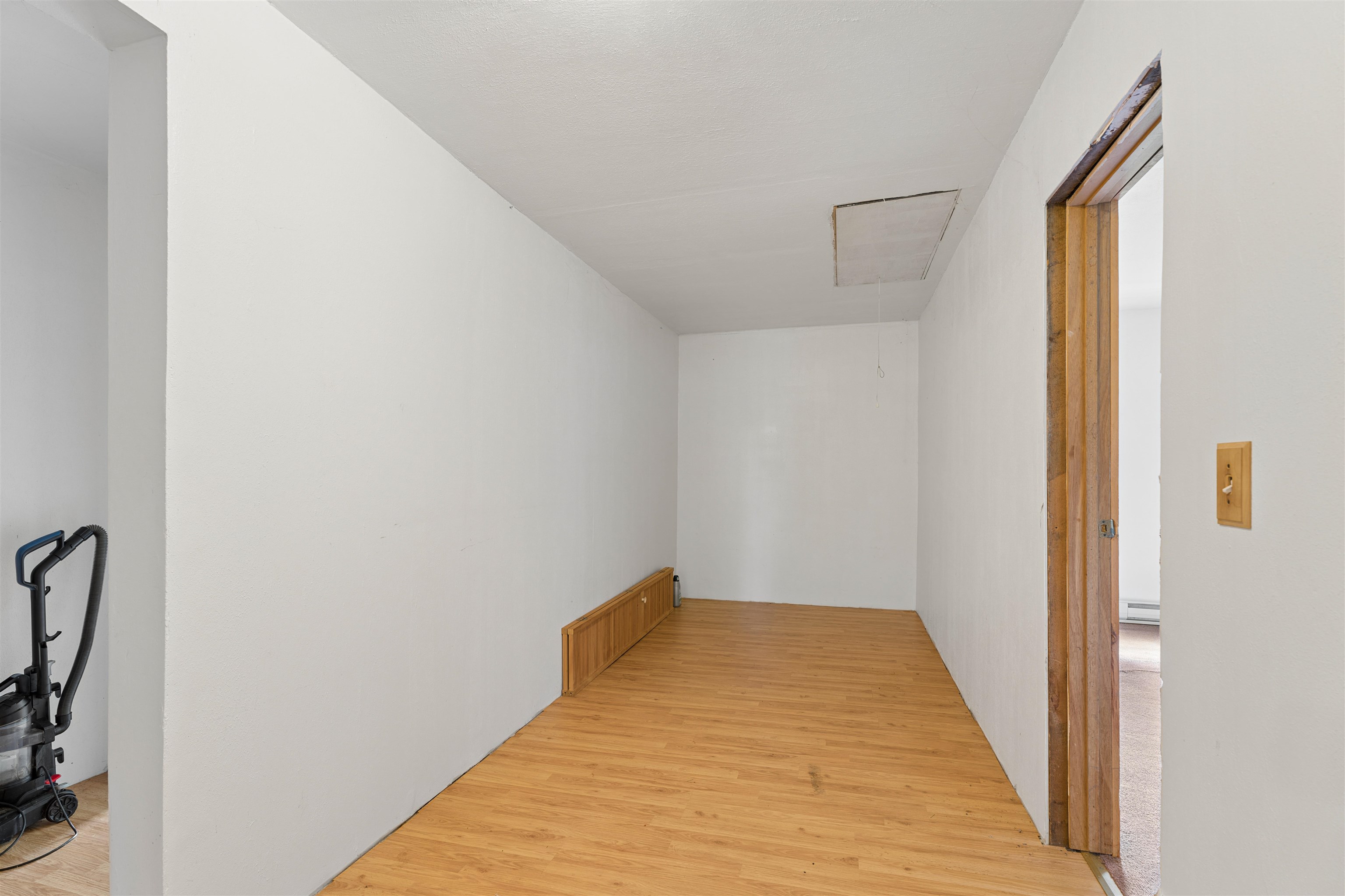 N9173 Holly Road St. Cloud, WI 53079 - Photo 17 of 39 Gallery Image 17
