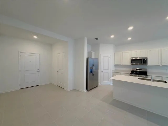 $1,750 | 618 Poppy Lane, Dundee, FL 33838