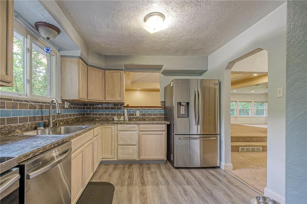 3223 Jacks Run Road McKeesport, PA 15131 - Photo 15 of 23 Gallery Image 15