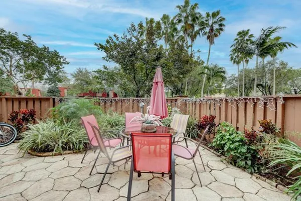 $2,525 | 8279 Severn Drive, Unit C, Boca Raton, FL 33433