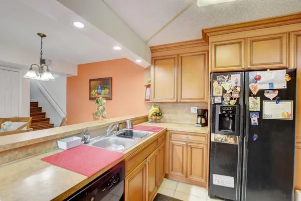 $2,525 | 8279 Severn Drive, Unit C, Boca Raton, FL 33433