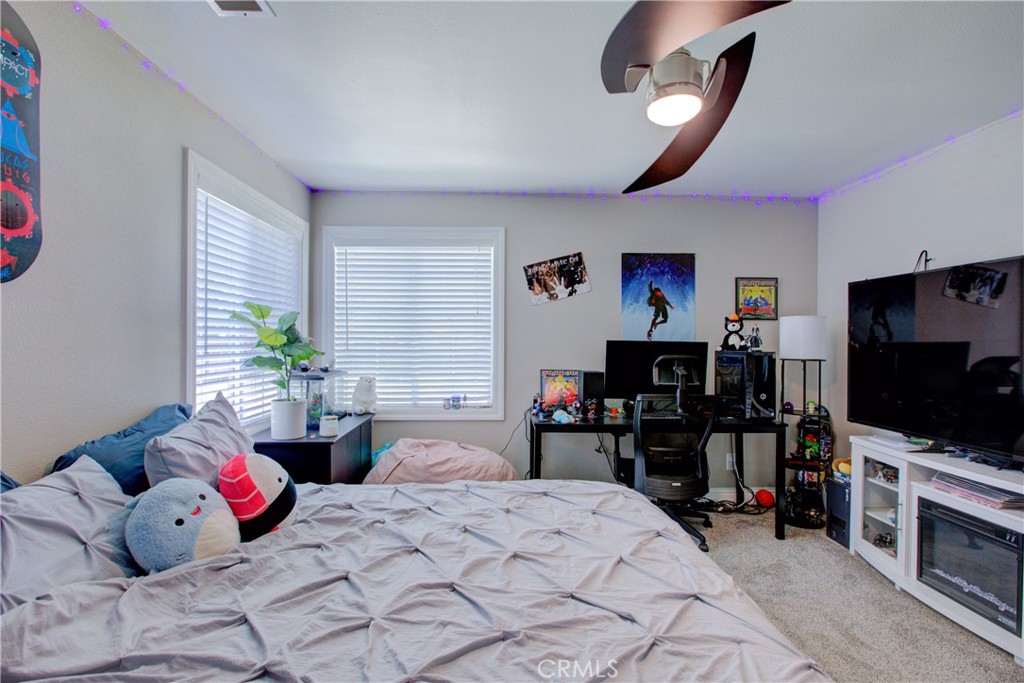 4513 East Tuolumne Road Denair, CA 95316 - Photo 4 of 36