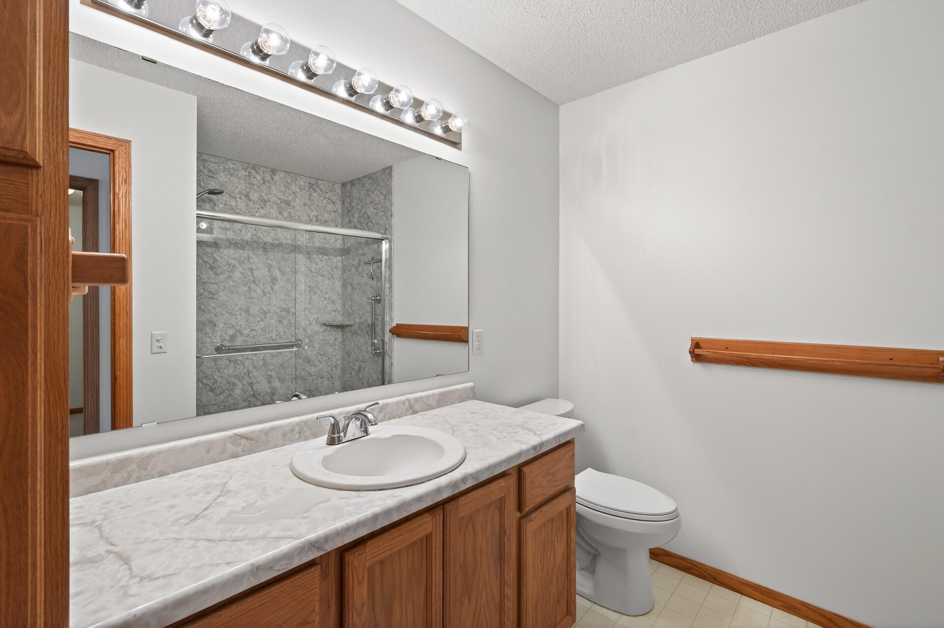 2074 Parkway Avenue Shakopee, MN 55379 - Photo 15 of 23