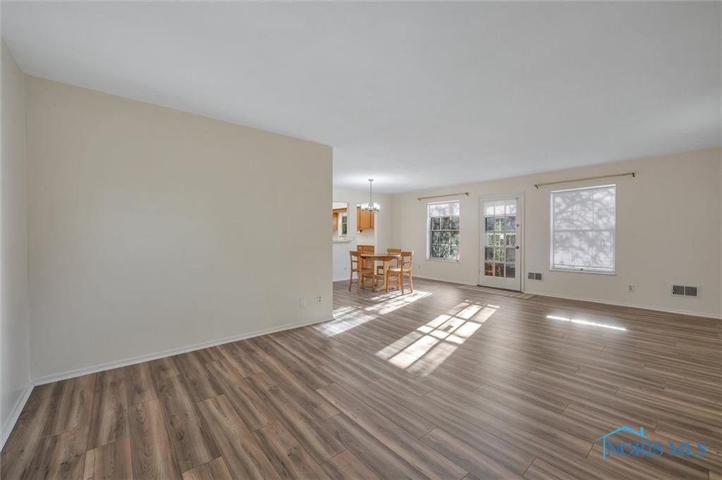 3217 Glanzman Road, Unit G57 Toledo, OH 43614 - Photo 8 of 25 Gallery Image 8